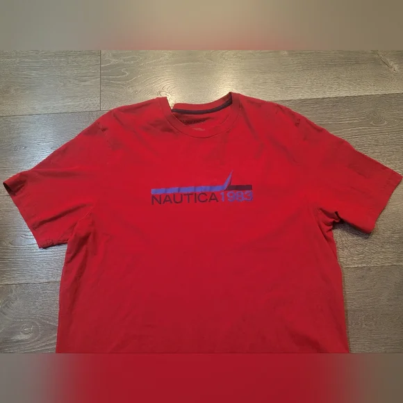 Nautica Men's Red T-Shirt - Picture 2 of 4